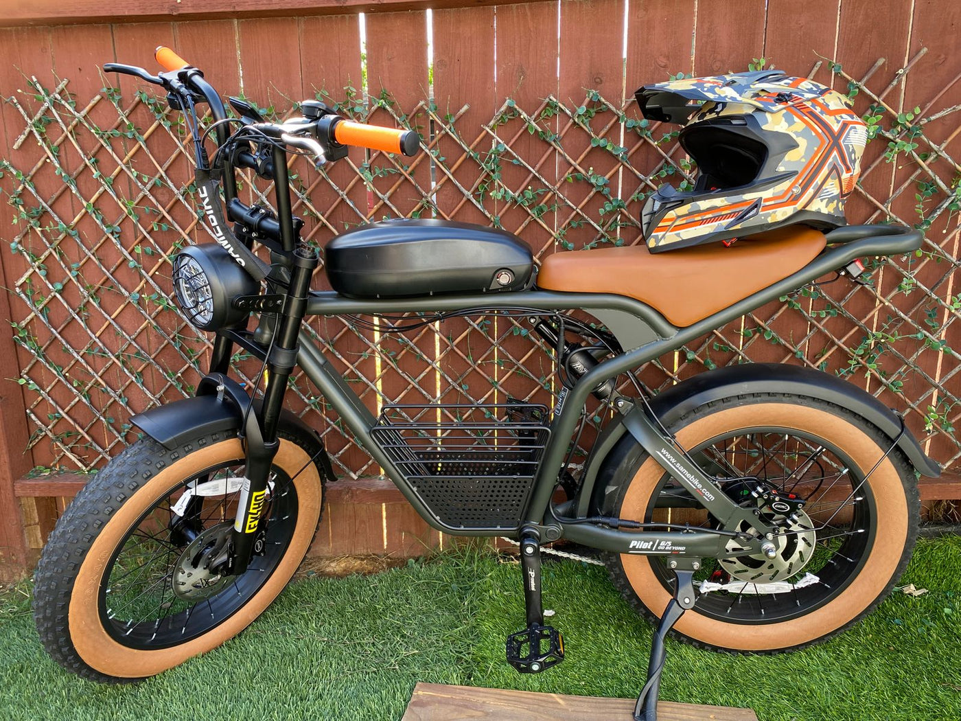 M20 Retro Street Electric Bicycle